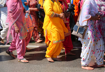 many sikh women on the road