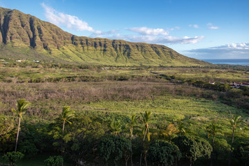 Fototapeta na wymiar Makaha valley on the west coast of Oahu