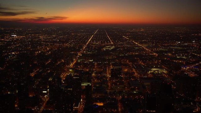 Beautifull timelapse of city horizon at sunset