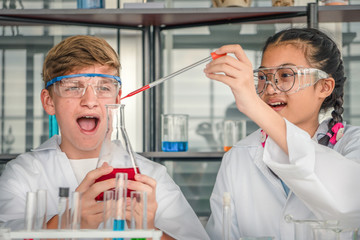 students having chemistry experiment