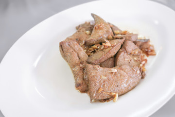 Fried pork liver with garlic pepper