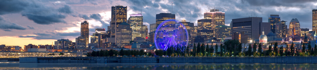 Fototapeta premium Panoramę Montrealu z Mont Royal