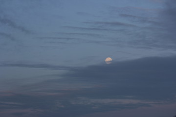 Cloudy moon 
