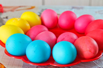 Easter eggs, cooking process