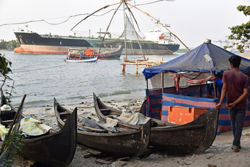 Bateaux à Cochin, Inde du Sud