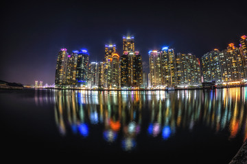 Fototapeta premium busan cityscape at nighttime