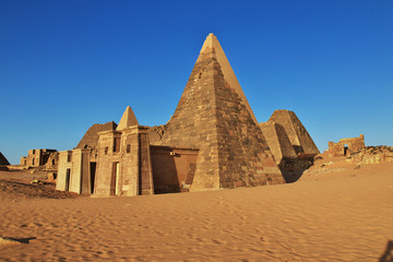 Meroe Necropolis Sudan Nubia Pharaoh pyramid Desert sand dune - obrazy, fototapety, plakaty