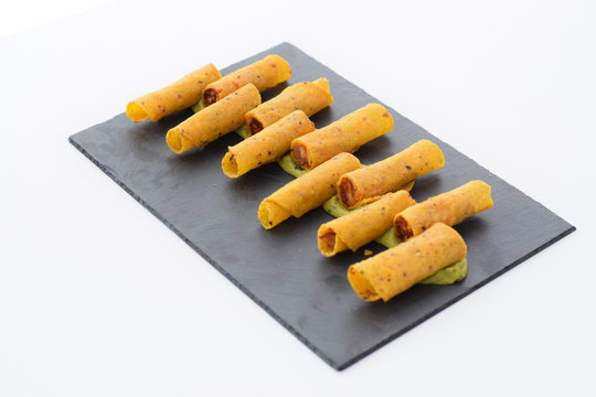 Cucuruchos rellenos beicon