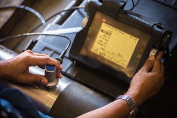 Ultrasonic test to detect imperfection or defect of round bar steel raw material in factory, NDT...