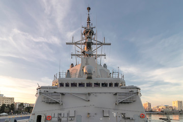 Radar and navigation system on the battleship