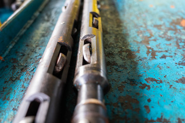 Wireline oil and gas equipment