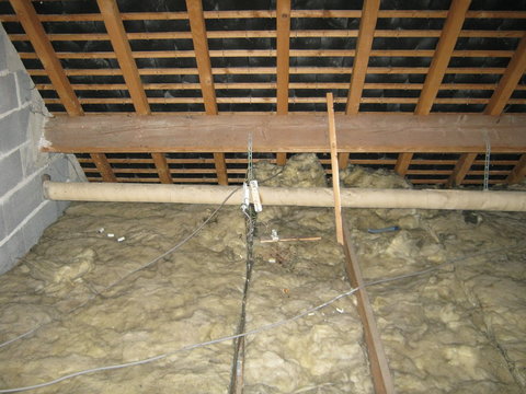 Combles isol&eacute;s et insertion luminaire