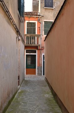 Alley in Cannaregio, Venice, Italy
