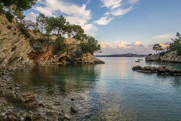 Fototapeta na wymiar Panorama di Cala Fornells - Maiorca, Isole Baleari, Spagna