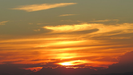 Cores do pôr do sol no céu