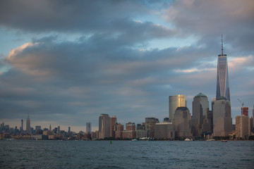Obraz premium A view of Lower Manhattan from Liberty State Park