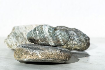kamienie w paski