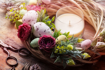 Easter DIY wreath with eggs and flowers