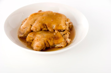 沖縄料理 てびち（豚足の煮付け）