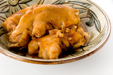 沖縄料理 てびち（豚足の煮付け）