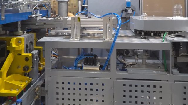 Equipment for dairy industry ,fully automatic PET blow molding machine