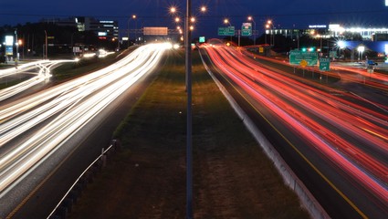 Fototapeta na wymiar highway traffic 