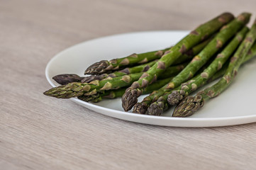 asparagus, food, vegetable, green, fresh, healthy, diet, bunch, organic, raw, white, vegetarian, ingredient, nutrition, isolated, plate, freshness, meal, health, vegetables, cooked, spears, gourmet, c