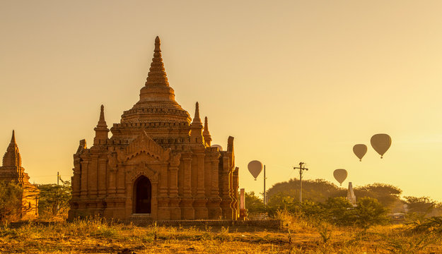 pagodas in the morning,pugan,myanmar