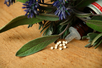 Homöopathie  globuli lavendel und salbei