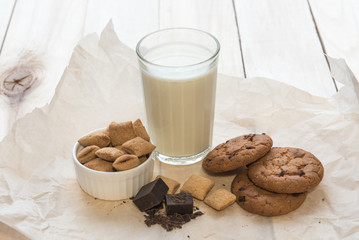 cookies and milk