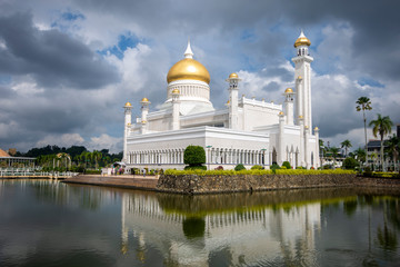Sultan Omar Ali Saifuddien Mosque in Brunei during cloudy day. Considered as one of the most beautiful mosques in the Asia Pacific.