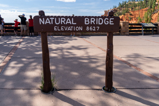 Sign for the Natural Bridge rock formation in Bryce Canyon National Park Utah