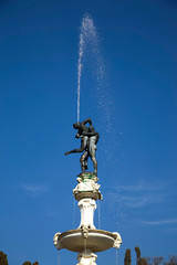 Italia, Toscana, Firenze, villa Medicea di Castello, il parco e la fontana .