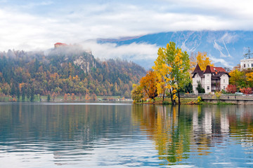 Fototapeta na wymiar Beautiful autumn landscape around Lake Bled with the castle