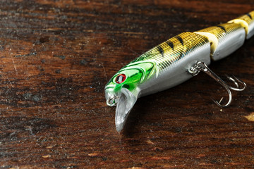 Artificial lure spinning.