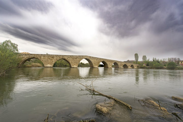 Obraz premium bridge over the river