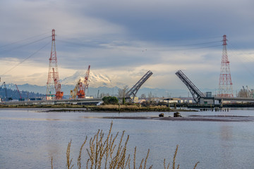 Fototapeta premium Bridge Crane And Mountain 7