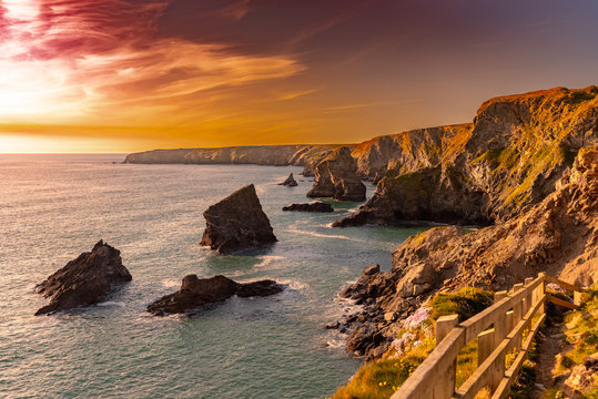 Sunset at Bedruthan Steps in Corwal, United Kingdom