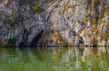 Obraz na płótnie Canvas autumn scenery with rocky mountain
