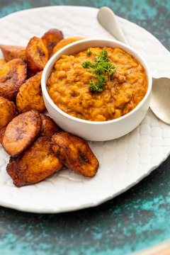 Chana masala with fried plantains