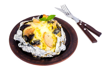 Chicken breast stuffed with prunes and quince.