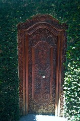 Una puerta labrada - Bali