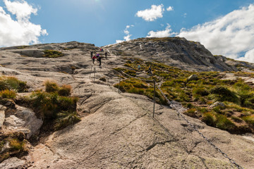 Klettertour zum Kjerag in Norwegen