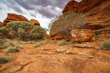 hiking in kings canyon in watarrka national park, northern territory, australia 29