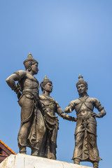 Three Kings Monument, the statues of King Mengrai, the founder of Chiang Mai and his two friends, King Ramkamhaeng of Sukothai and King Ngam Muang of Payao. The sculpture is a symbol of Chiang Mai.