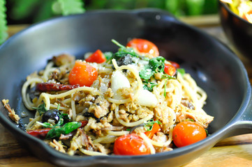 spaghetti or spicy spaghetti