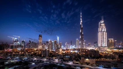 Foto auf Alu-Dibond Stadtbild von Dubai bei Magic Hour - HDR-Bild © hit1912