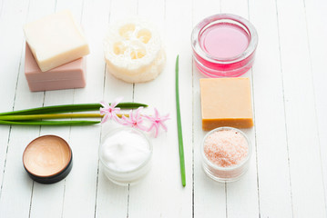 Body care and cleaning product samples