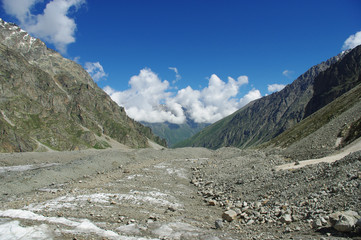 Fototapeta na wymiar Bezengi glacier between the slopes of the Caucasus Mountains