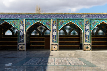 Mosquée de baalback, cour décorée de mosaïque bleu, liban